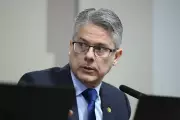Vieira ameaça impeachment de ministros do STF por conduta no caso Banco Master