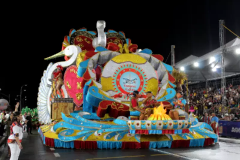 Emissários da Cegonha desfila no Carnaval 2026 com enredo sobre crendices do Amapá