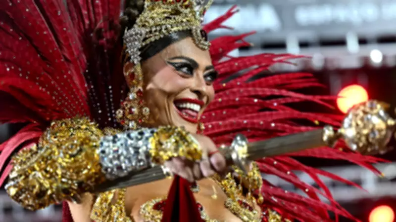 Juliana Paes retorna à Viradouro como rainha de bateria após 17 anos em homenagem especial