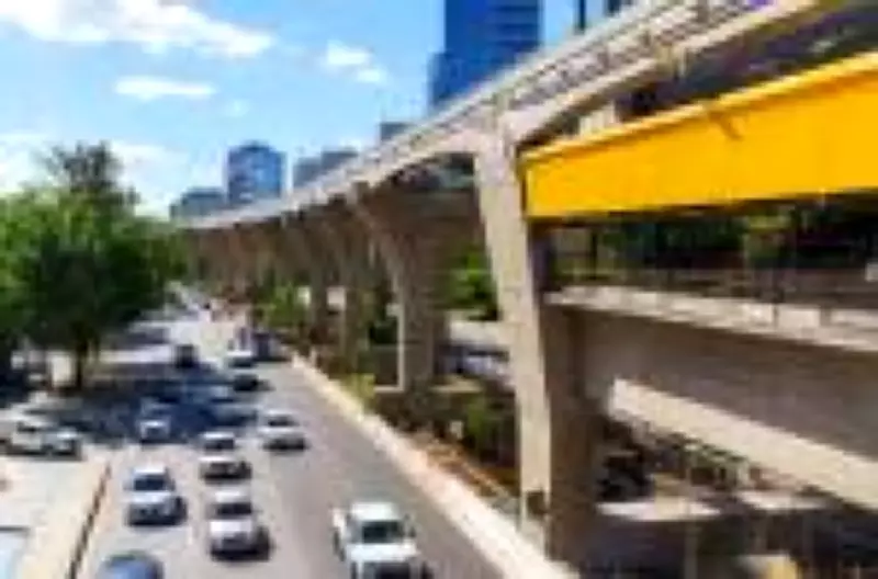 Tarcísio cutuca Alckmin em samba sobre monotrilho atrasado da Copa de 2014