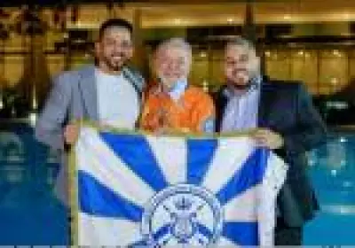 Carnaval 2026: Homenagens dominam primeira noite de desfiles na Sapucaí