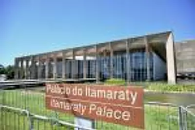 Concurso do Itamaraty oferece 60 vagas com salário inicial de R$ 22,5 mil; inscrições terminam hoje