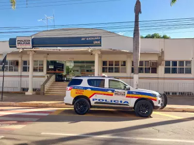 Condenado por homicídio incendeia casa da família após discussão e é preso em Unaí