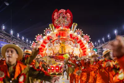 Desfile das Campeãs encerra Carnaval do Rio com celebração sem competição