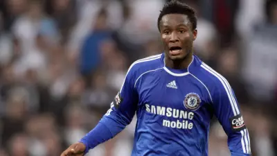 Ex-jogador John Obi Mikel critica Mourinho por comentário sobre racismo contra Vinícius Júnior
