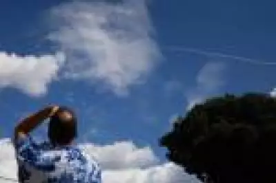 Irã lança primeira onda de drones contra Israel e promete resposta dura a EUA