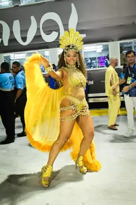 Juliana Alves desfila de forma inédita na Unidos da Tijuca no Carnaval 2025