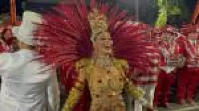 Juliana Paes retorna como rainha de bateria da Unidos do Viradouro após quase 20 anos