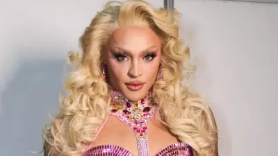 K-pop no Carnaval de SP: NMIXX emociona-se com energia dos fãs brasileiros em show histórico