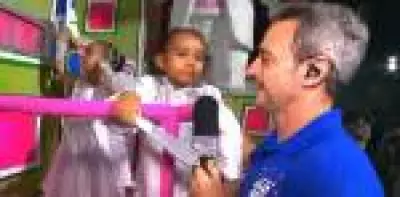 Mestre-sala mirim surpreende repórter da Globo com resposta sincera sobre irmã no Carnaval