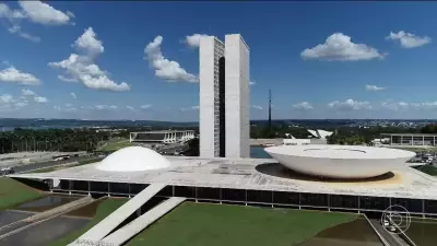 Ministro do STF devolve à CPI do INSS acesso a dados do Caso Master