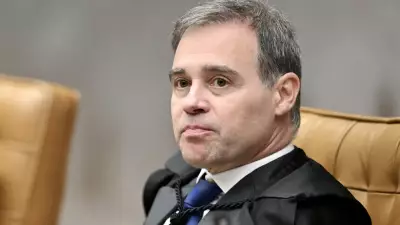 Ministro do STF se reúne com PF para acompanhar investigações sobre Banco Master