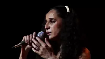 Registro inédito de show histórico de Maria Bethânia em Buenos Aires é revelado