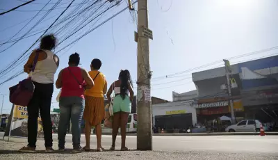 Rio de Janeiro intensifica hidratação pública para combater onda de calor recorde
