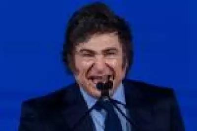 Sindicatos argentinos convocam greve geral contra reforma trabalhista de Milei