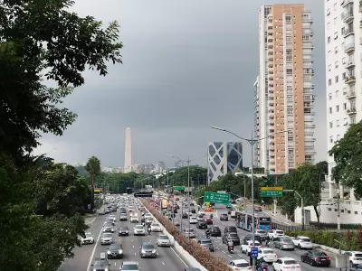São Paulo bate recorde de trânsito em 2026 com 1.149 km de congestionamento