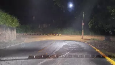 Temporal alaga linha férrea em Cachoeira Paulista e interdita passagem sob ponte