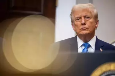 Trump desafia Suprema Corte e anuncia tarifa global de 10% após decisão judicial