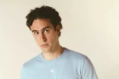 Zeca Veloso inicia primeira turnê solo com inspiração espiritual após álbum Boas Novas