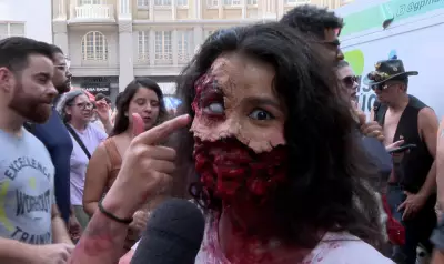 Zombie Walk em Curitiba: multidão de 'zumbis' invade ruas da capital neste domingo (15)