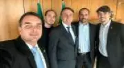A Resiliência Política de Bolsonaro: Como a Influência Familiar Molda o Cenário Eleitoral