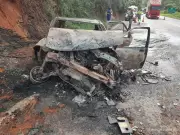 Acidente na MG-050: Carro pega fogo após colisão frontal com carreta em Formiga