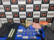 Adolescente é baleado em barbearia de Pirapora; três são detidos e PM apreende drogas e armas