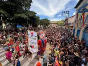 Bloco Juca Teles atrai milhares no primeiro dia do Carnaval 2026 em São Luiz do Paraitinga