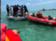 Bombeiros resgatam oito tripulantes após falha mecânica em embarcação em Cabedelo