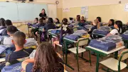 Bragança Paulista inicia ano letivo com entrega simultânea de uniformes e material didático inédito