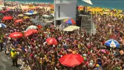 Carnaval 2026 gera 65,7 toneladas de lixo na primeira noite de desfiles na Sapucaí