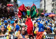Carnaval 2026: Previsão aponta calor e chuvas isoladas em diversas regiões do país