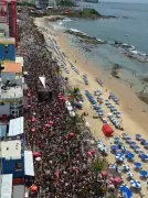 Carnaval de Salvador 2026: 'Arrastão' da Quarta de Cinzas encerra festa no circuito Barra-Ondina