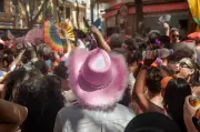 Carnaval de São Paulo 2026 terá 627 blocos e forte presença LGBTQIA+