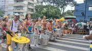 Carnaval em BH: Juventude Bronzeada e outros blocos agitam terça-feira de folia