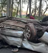 Carro capota na serra de São Pedro e acidente deixa um morto e seis feridos, incluindo cinco crianças