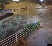 Chuva intensa causa alagamentos e deslizamento em Sapucaia (RJ)