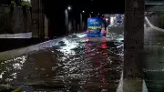 Chuva intensa causa alagamentos e queda de árvores no Centro de Juiz de Fora