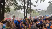 Chuva Surpreende Foliões no Pré-Carnaval de BH e RJ: Dicas de Segurança para Blocos