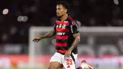 Corinthians anuncia Allan por empréstimo do Flamengo: sonho do volante foi decisivo