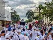 Cortejo de Iemanjá em Rio Branco celebra fé e cultura com maracatu e samba