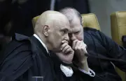 Crise no STF: Moraes e Toffoli intensificam desgaste institucional com defesas polêmicas
