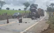 Duas pessoas morrem em acidente com quatro veículos na GO-020 em Bela Vista de Goiás