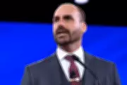 Eduardo Bolsonaro e Donald Trump devem se reunir em evento conservador nos EUA