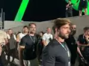 Eduardo Leite critica homenagem a Lula no Carnaval da Sapucaí