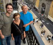 Família brasileira foge do México após morte de El Mencho e governo envia 2 mil soldados