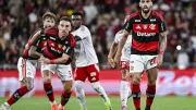 Flamengo e Internacional empatam no Maracanã e seguem sem vencer no Brasileirão