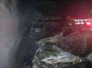 Homem de 27 anos é preso após atear fogo em carros de revendedora e veículos em Várzea da Palma