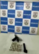 Homem de 43 anos é preso com arma de fogo e munições em Volta Redonda