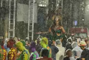 Imperatriz Leopoldinense desfila enredo 'Camaleônico' no Carnaval 2026